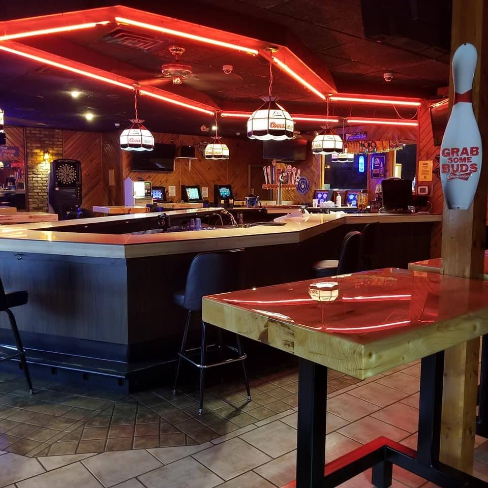  All Star Lanes & Banquets