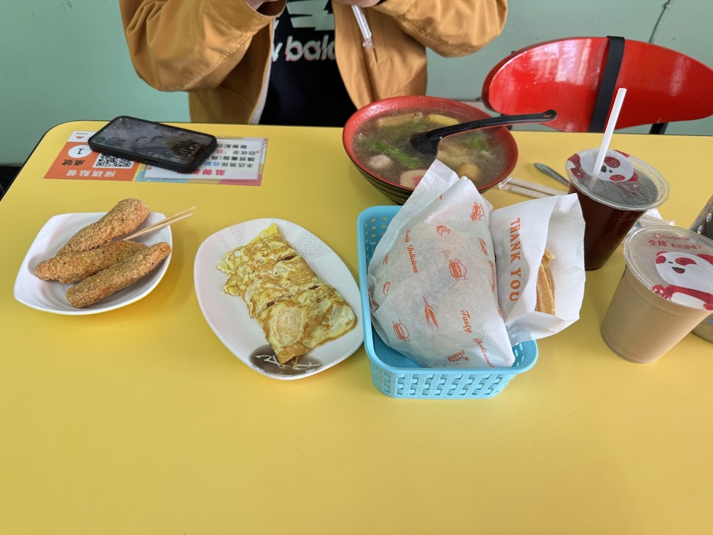 QQ堡早餐店 的照片