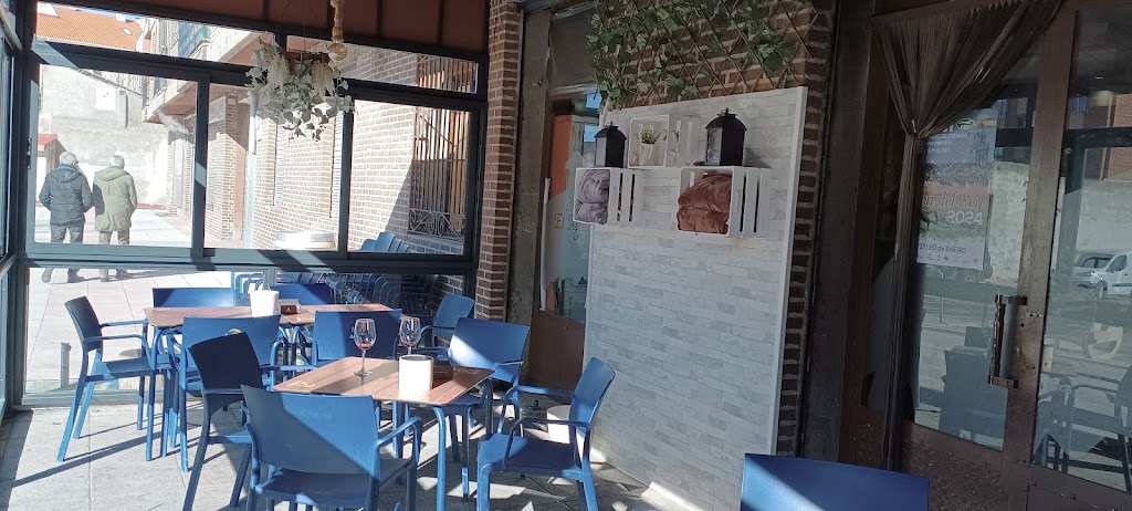 Cafe-Bar El Cazador — Ambiente