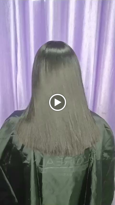 Meena S Unisex Family Saloon