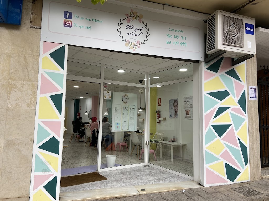 Beauty Bar-Ole Que Unas!