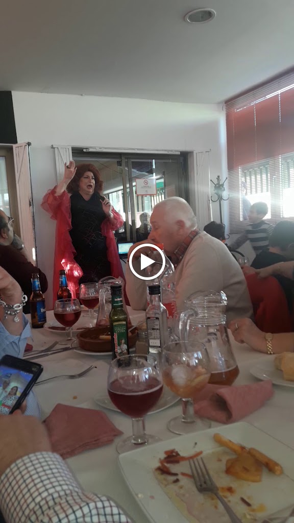 Restaurante El Barquero — Videos