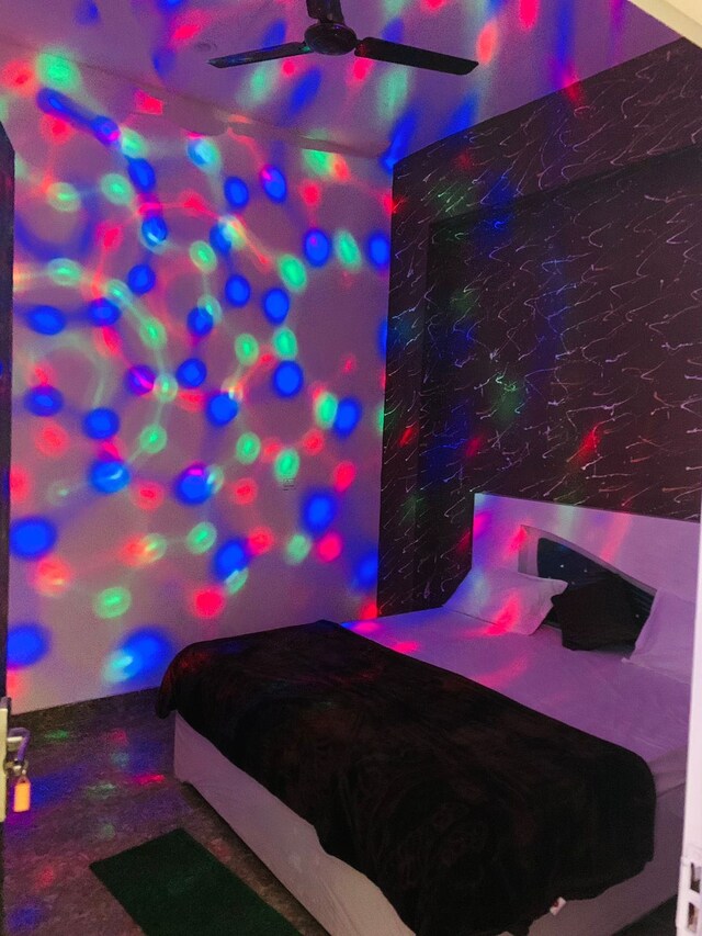 Hotel O Raj