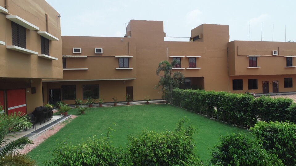 Shehnai Garden Hotel Restaurant Khurai