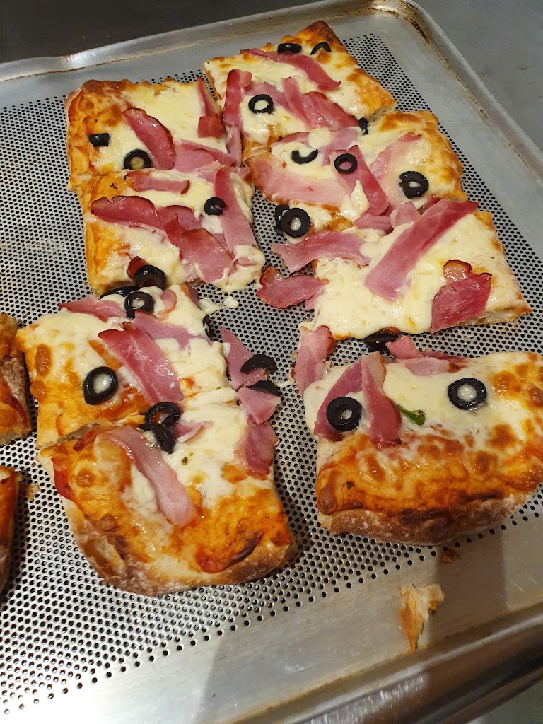 Pizza Tall — Pizza