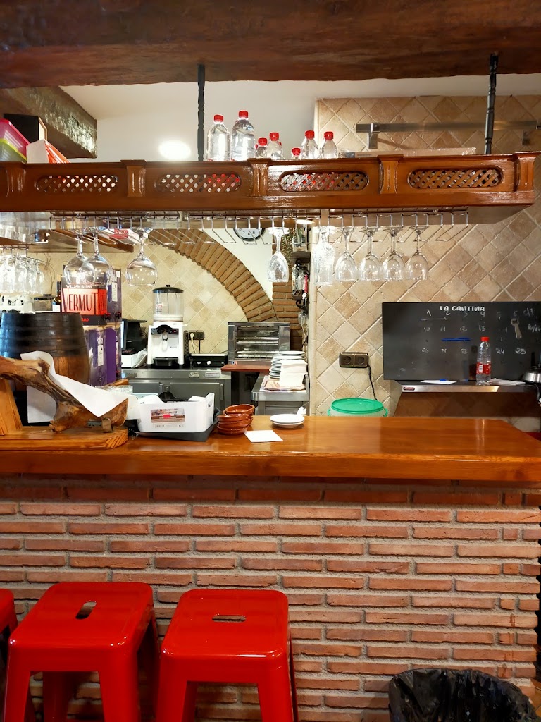 MESON LA CANTINA Cafes, Tapas y raciones — Ambiente