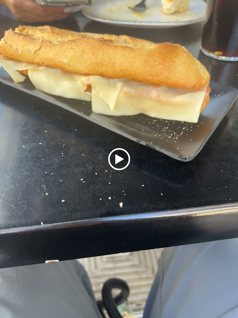 Bar restaurante Sucellus — Videos