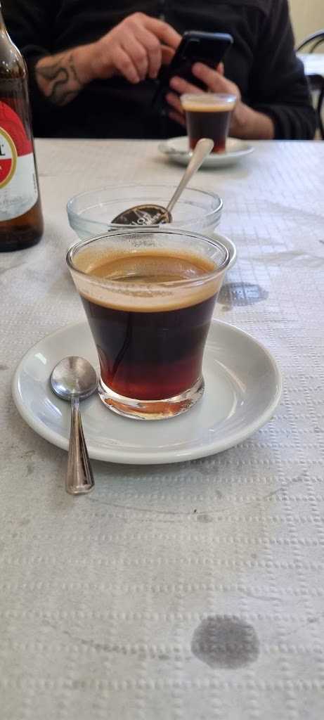 Rocsan Bar — Comida y bebida