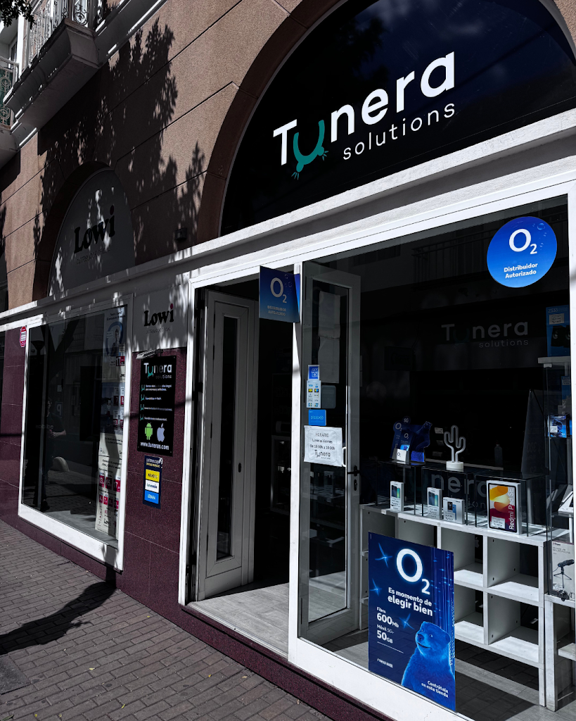 Tunera Solutions — Exterior
