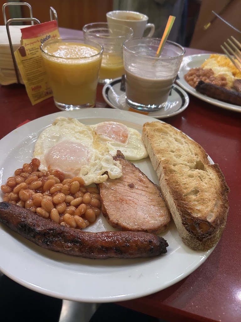 La Barra del Chico — Comida y bebida