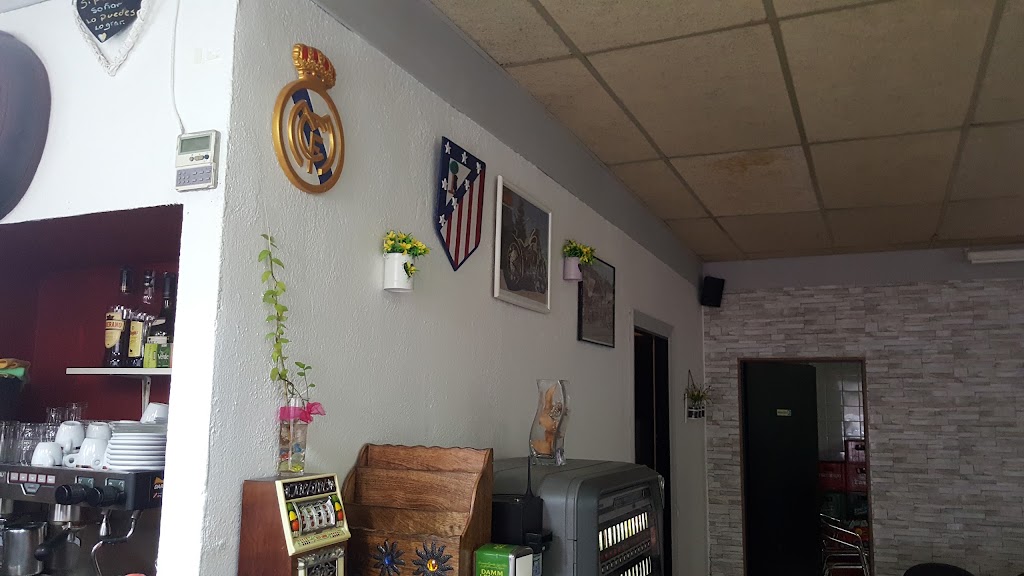 Bar Garaje Cafe — Del propietario