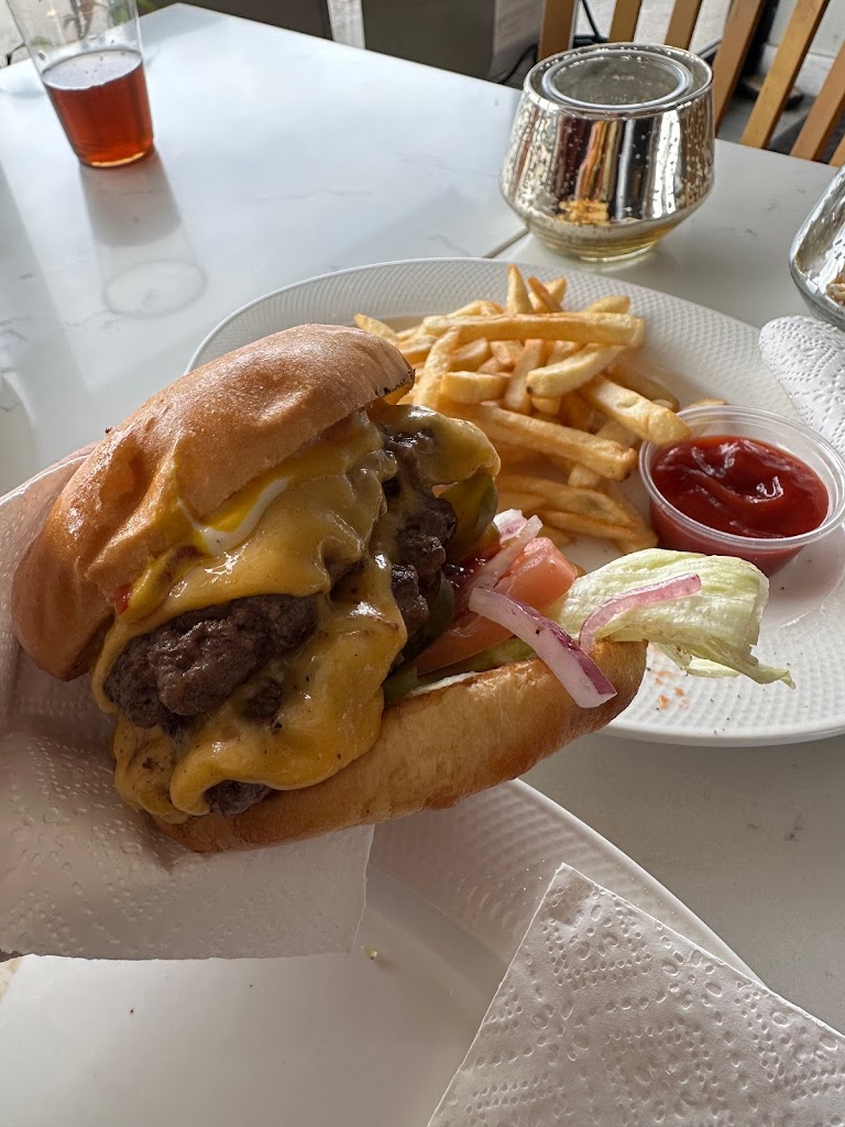 Cheeseburger