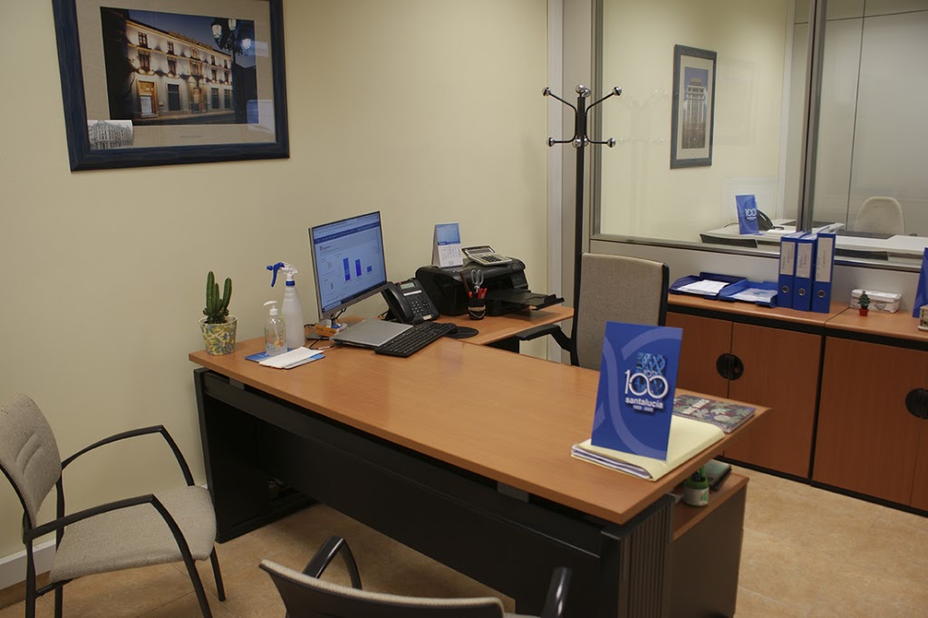 Agencia de Santalucia Seguros — Interior