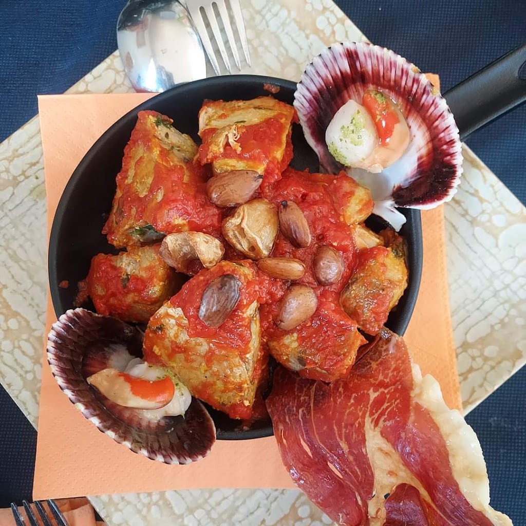 Club Social Quinta Del Praderon — Comida y bebida