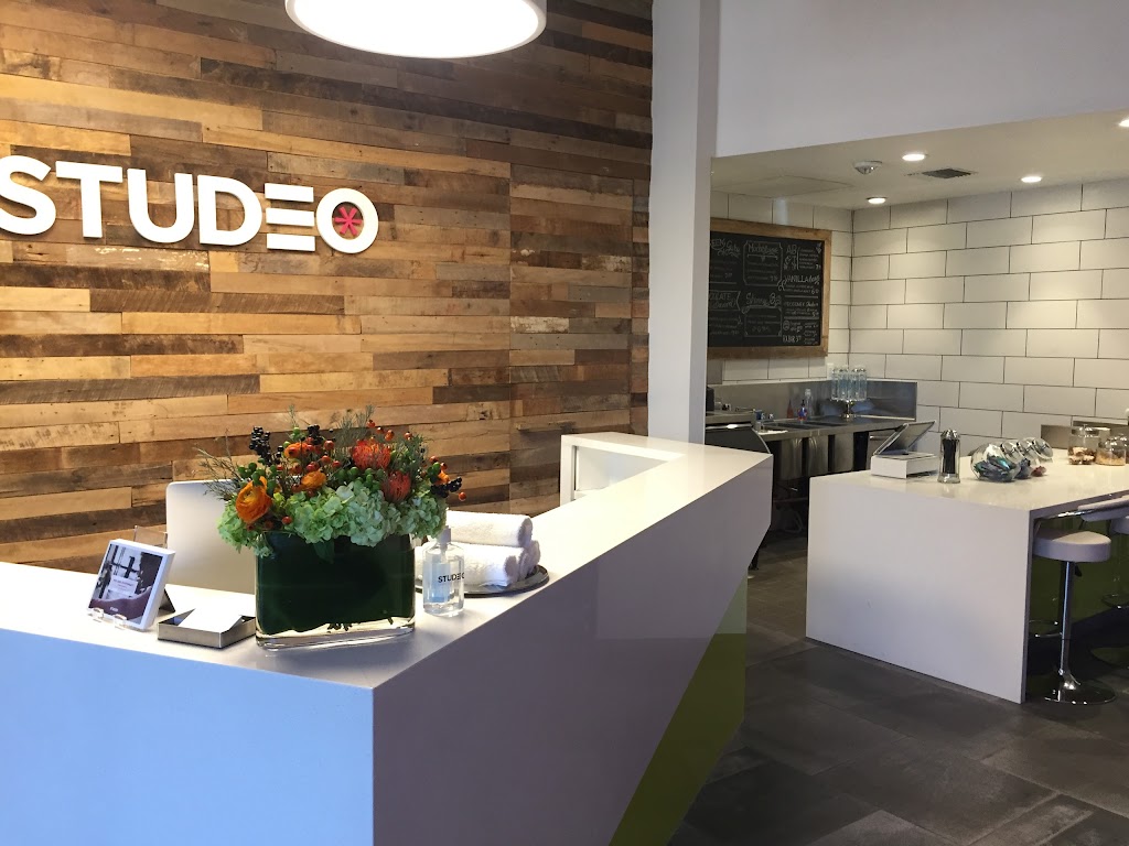  Studeo Beverly Hills