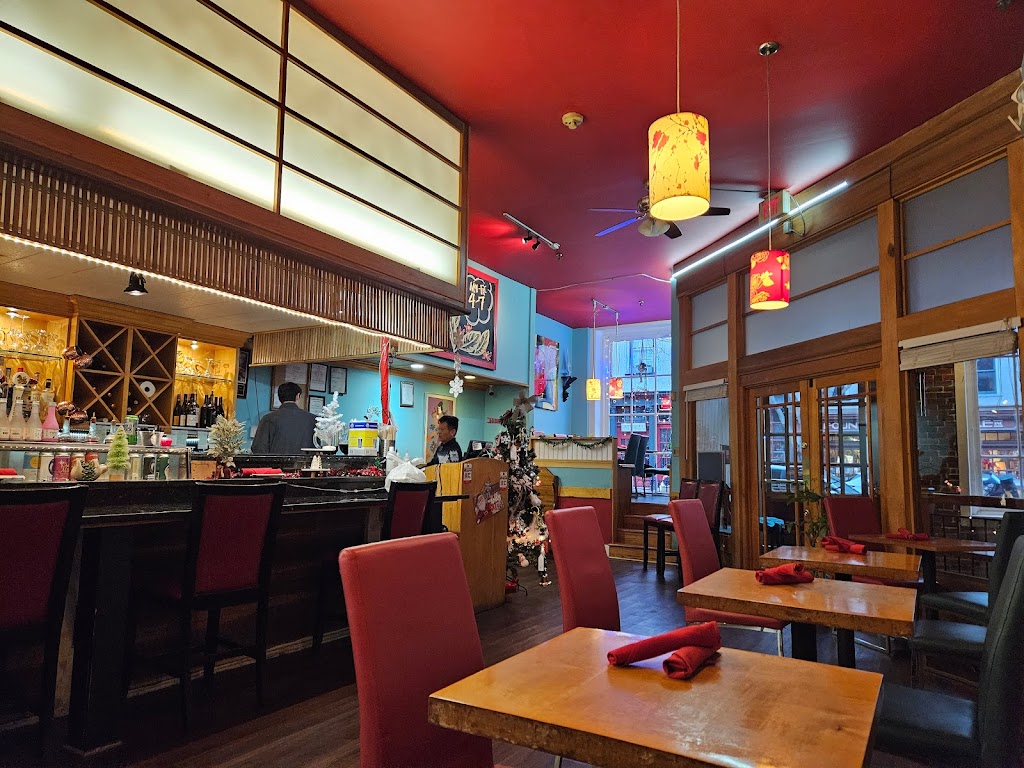 Mom's Siam 2 Restaurant