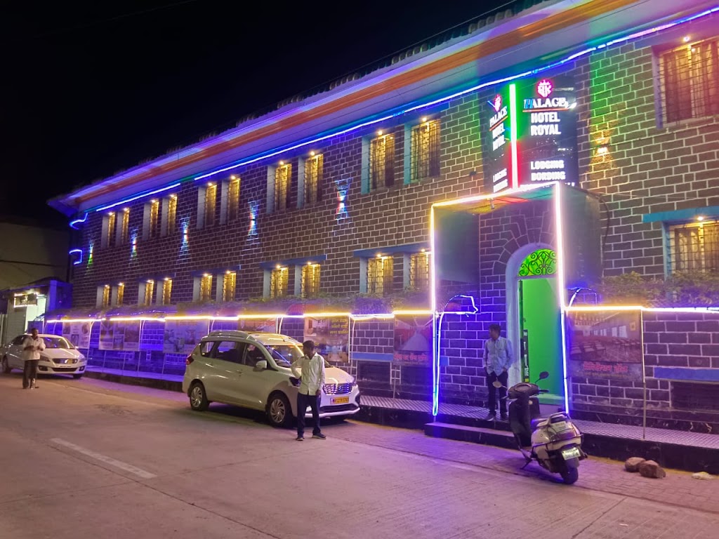 Hotel Palace Royal