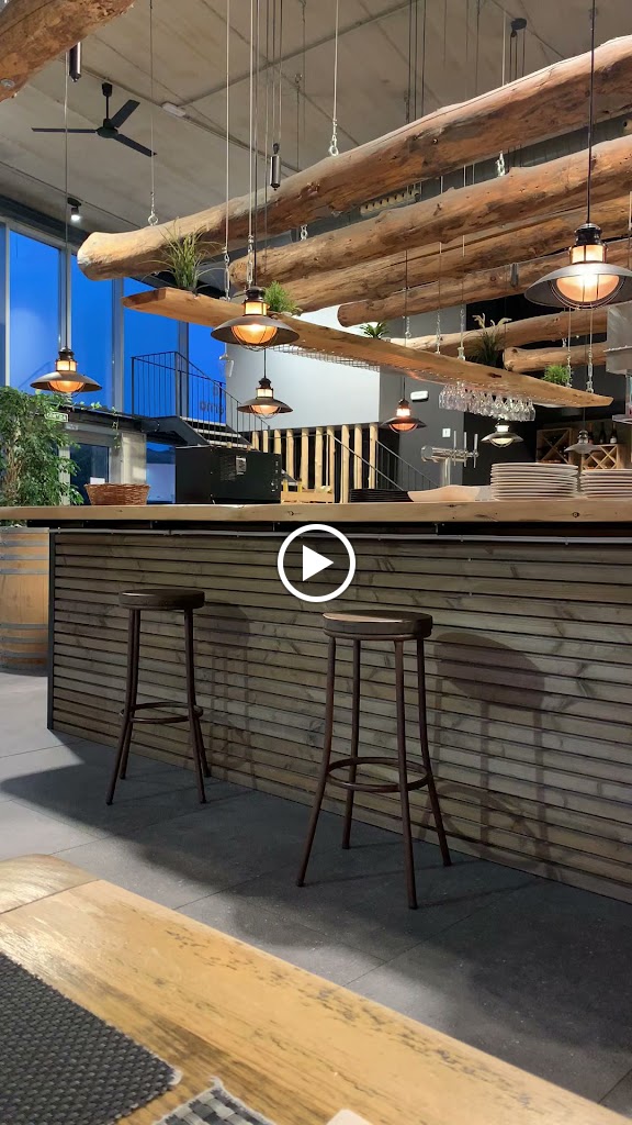 Santa Taverna — Ambiente