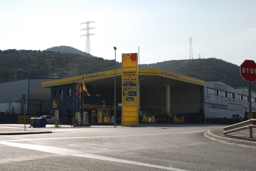 ES Petromiralles Sant Vicenc dels Horts — Del propietario