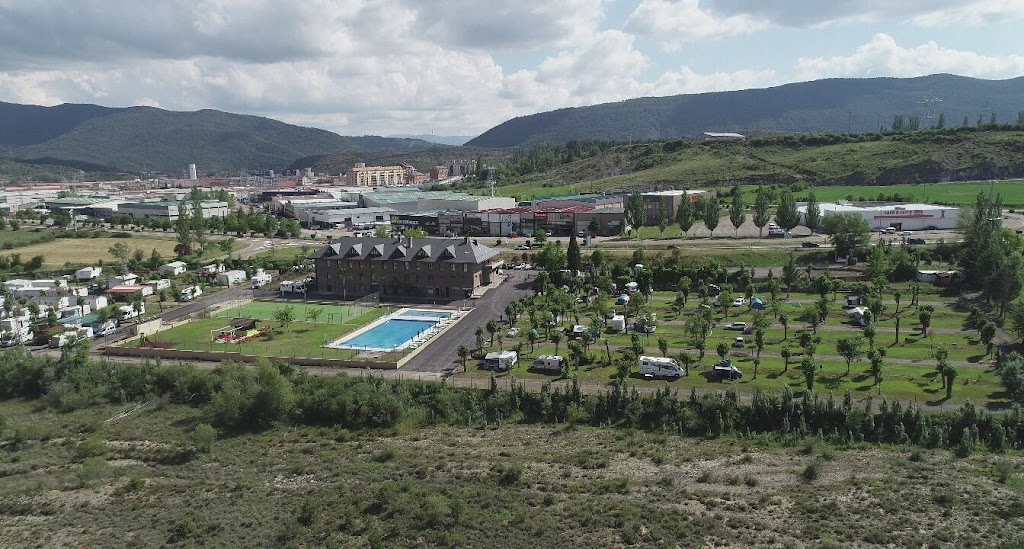 Hotel & Camping Sabinanigo Camp