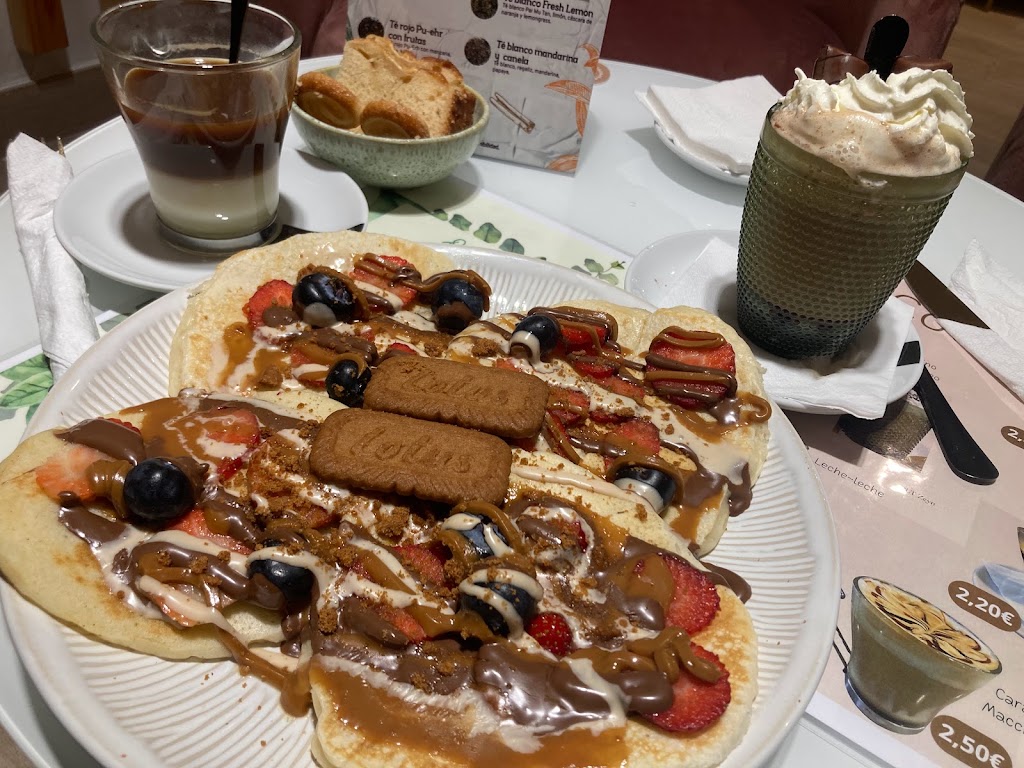 El Escondite del Buho — Cafe