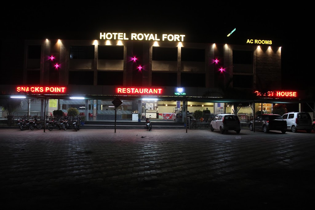 Hotel Royal Fort Best Hotel Restaurants In Chiloda