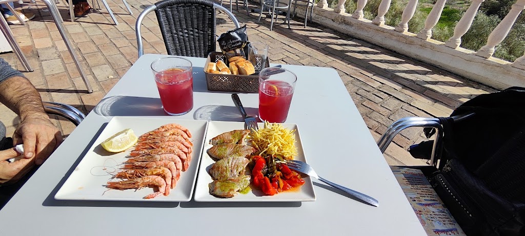 Quiosco El Mirador Goyo — Comida y bebida