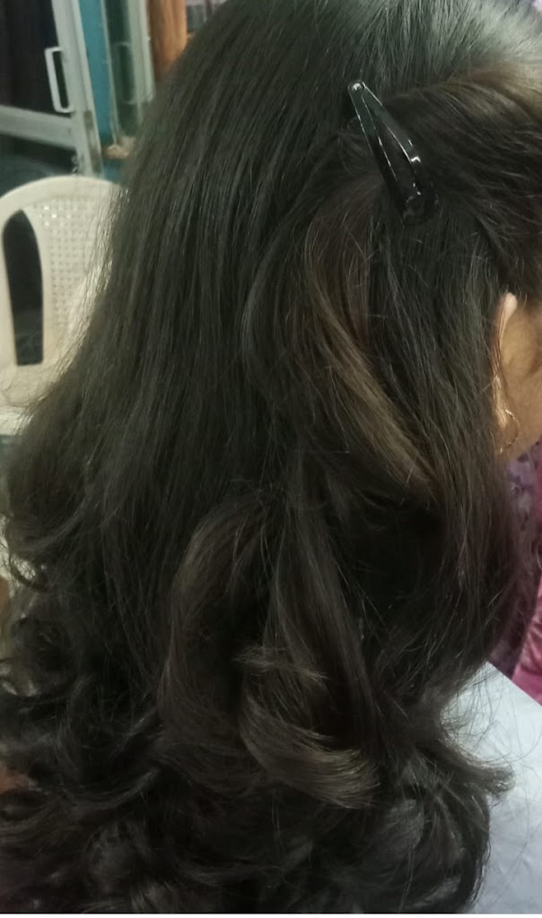 Mounika Beautyparlor