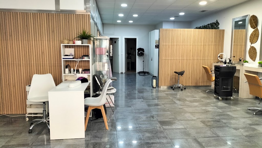 SOL Y UNAS PELUQUERIA — Interior