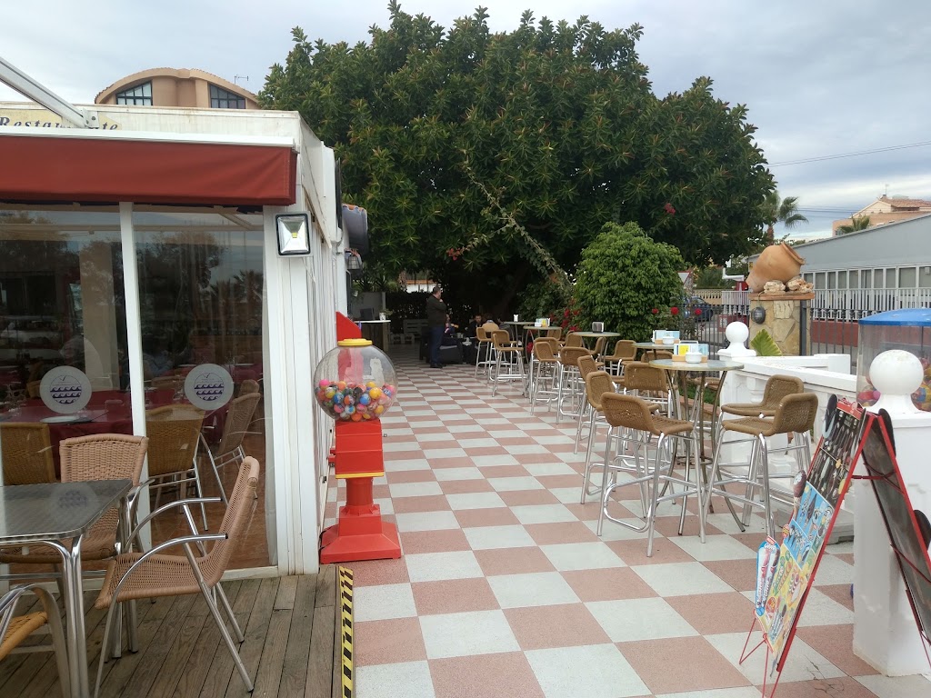 Puerto Playa — Ambiente