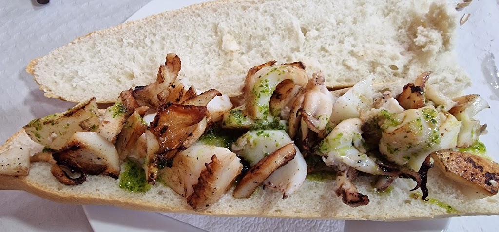 bar cerveceria hamburgueseria emilio