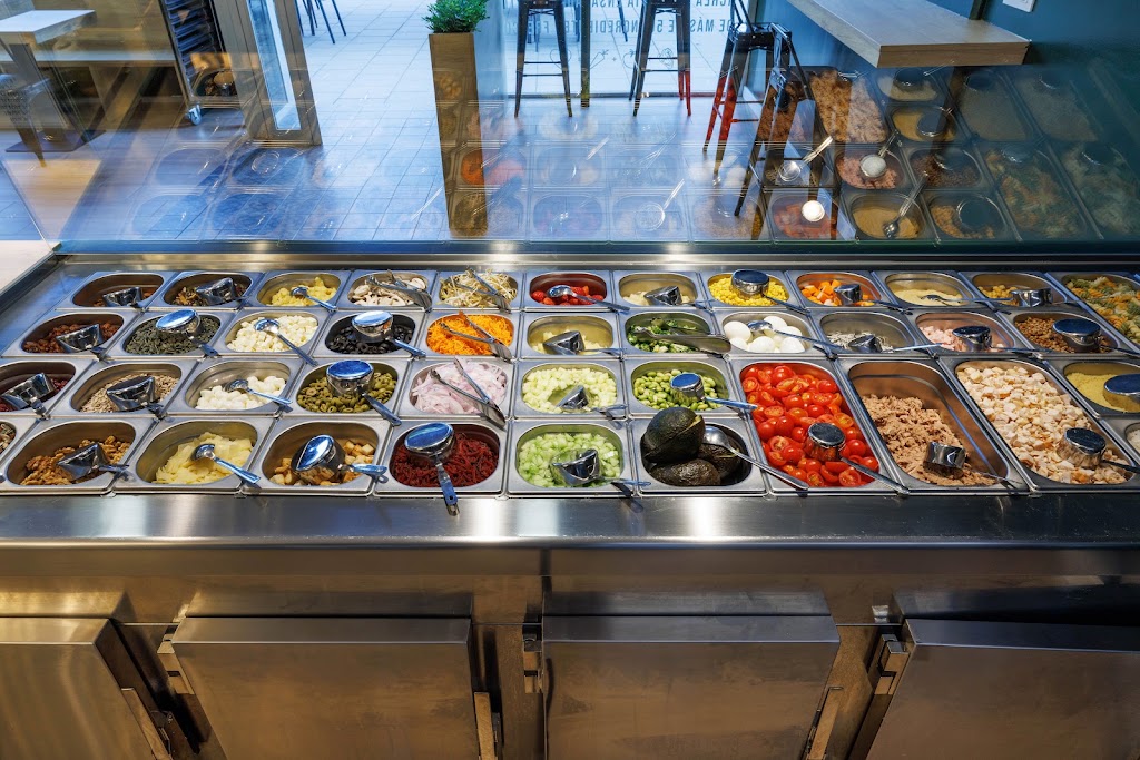 Salad Market Viladecans — Comida y bebida