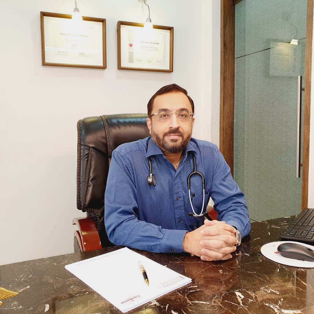 Dr. Dr Abhijeet Palshikar