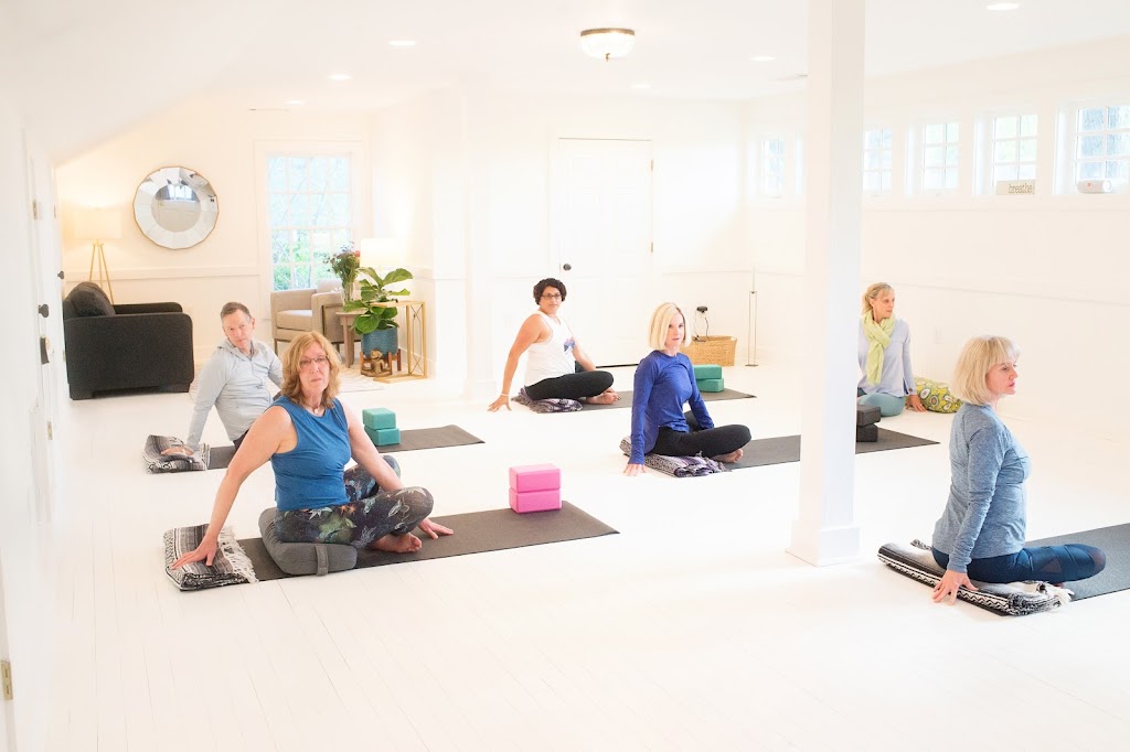  Amy Lloyd Wellness & Yoga