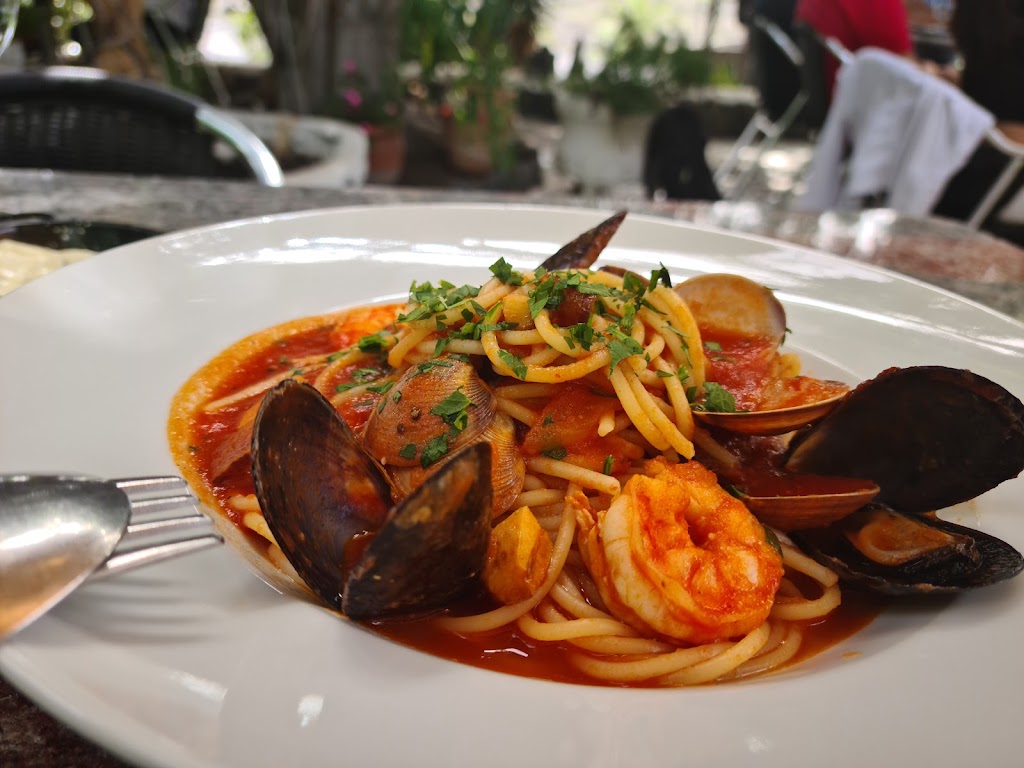 Restaurante "Cafe Giardino" — Comida y bebida