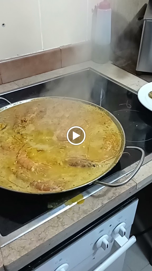 Cafe Bar 112 — Comida y bebida