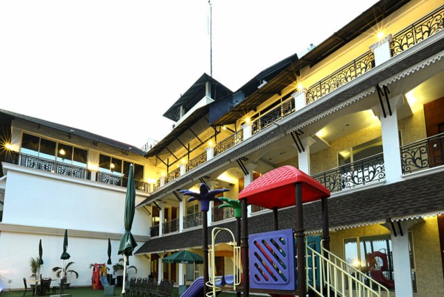Oyo 4053 Hotel All Season