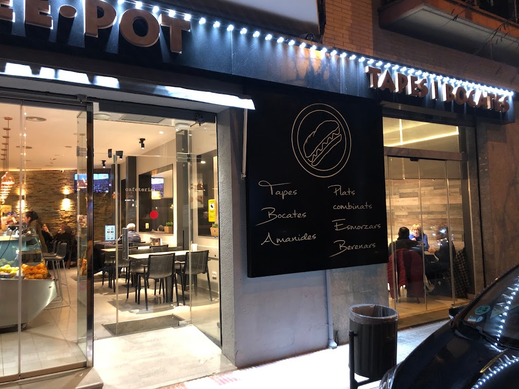 Restaurant Coffee Pot