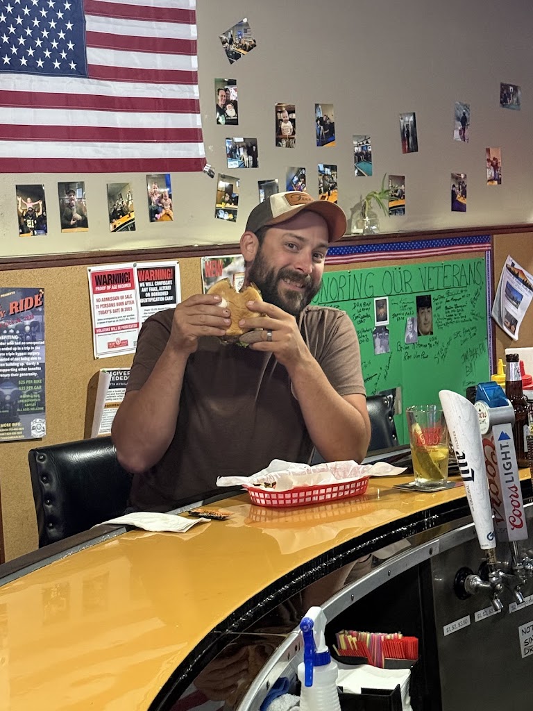  Bettys Bar and grill