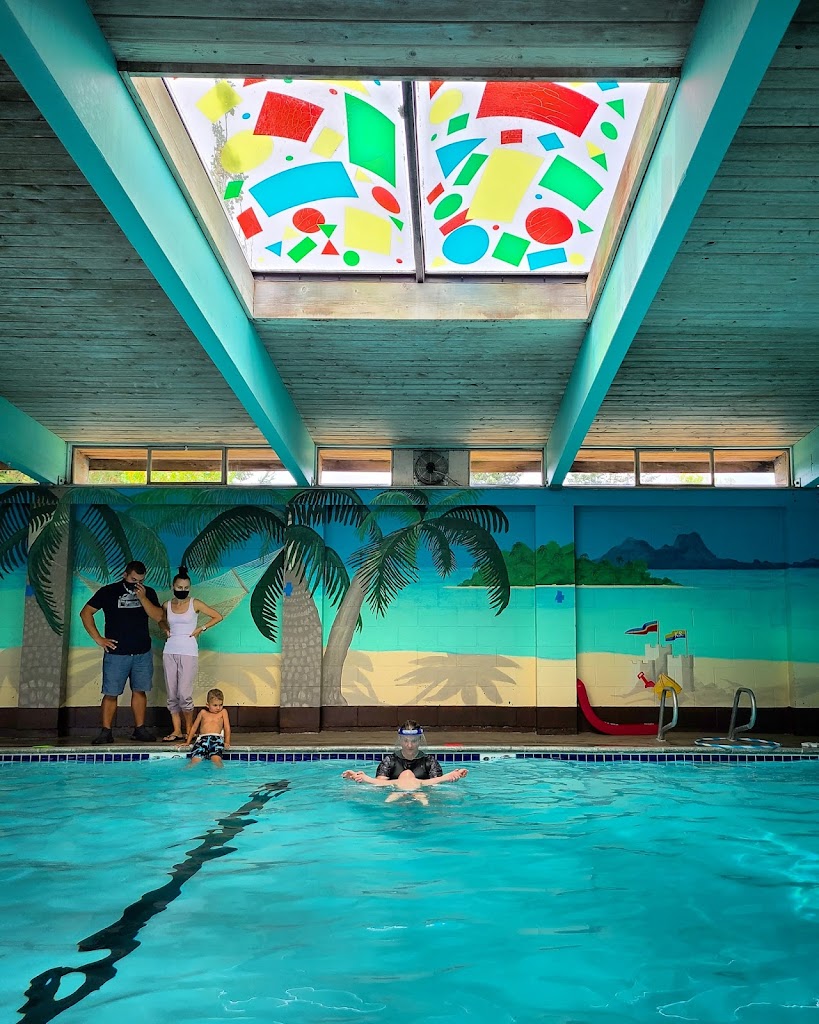  Kinder Swimmer - Spanaway