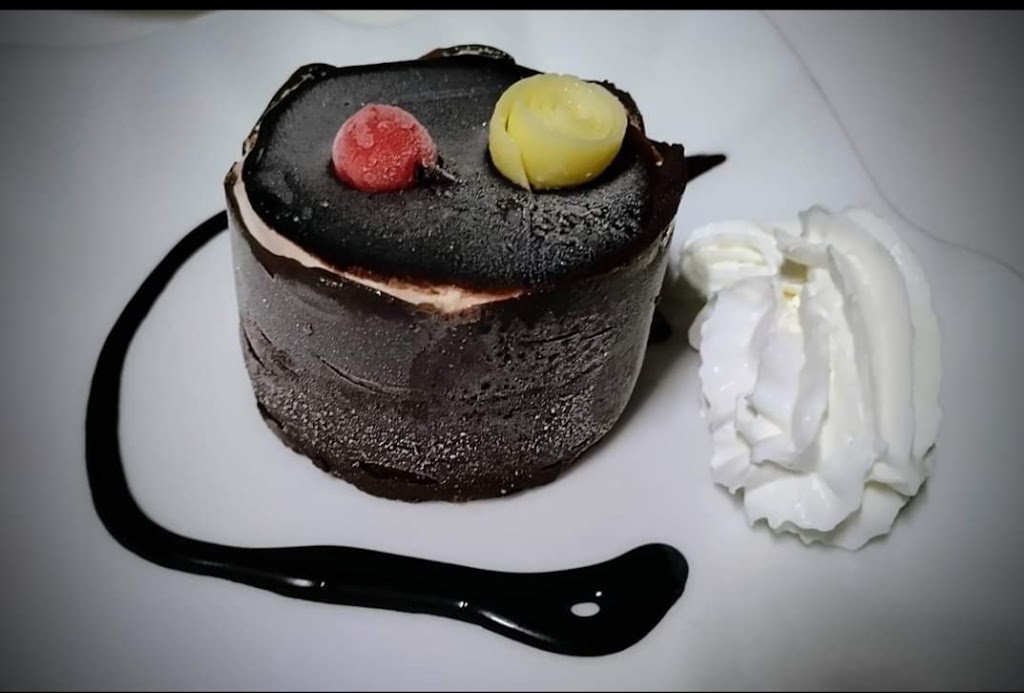 Cafe-Bar Bocatas Park — Comida y bebida