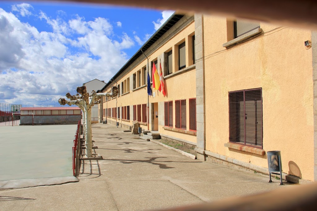 Colegio Publico Filiberto Villalobos