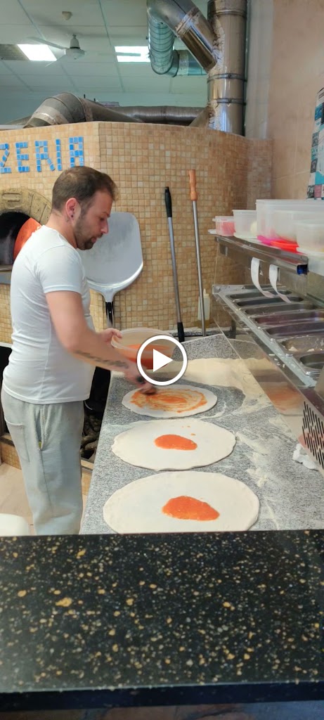 Pizzeria La Rapita (antigua Pizzeria Max) — Videos