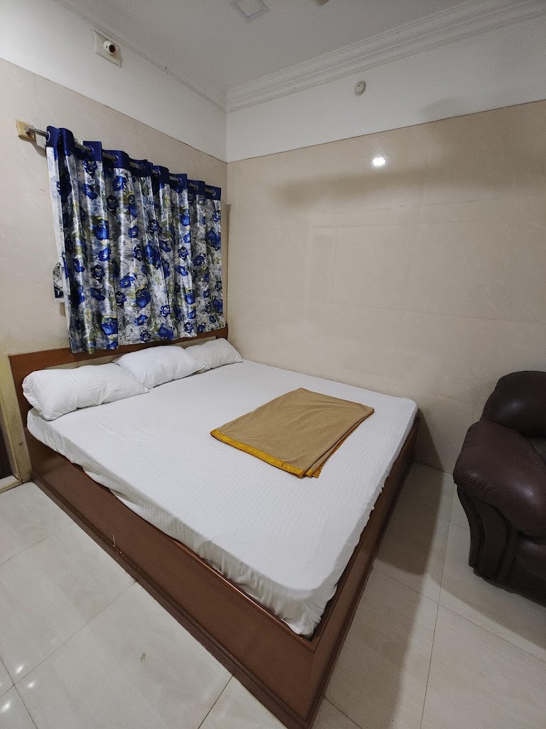 Sivasakthi Lodge Rooms Hotel