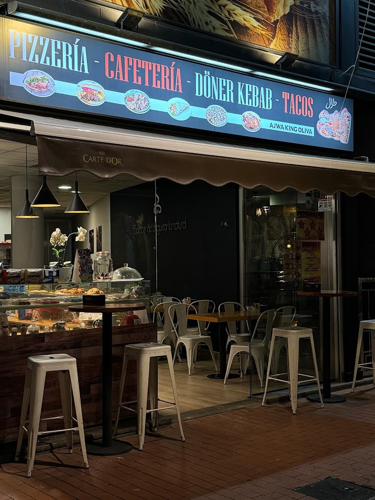 KEBAB AJWA KING OLIVA DUENO ADRIAN SERRULLA