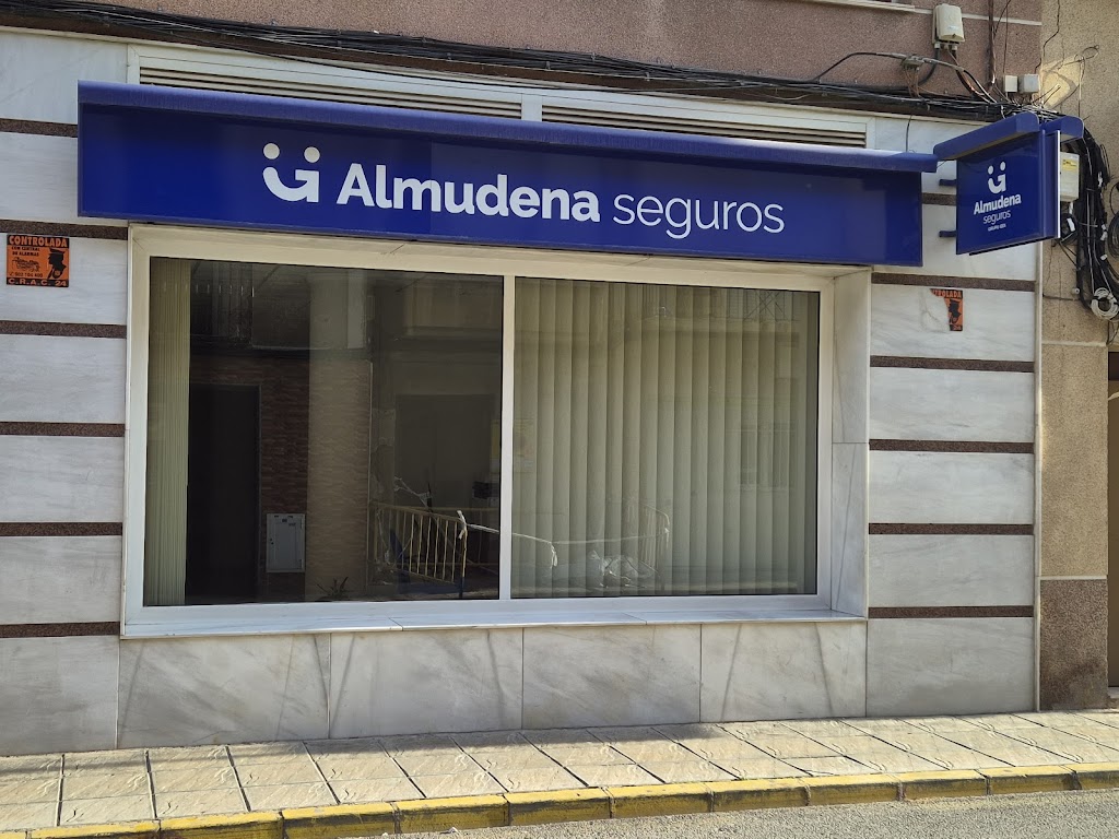 Almudena Seguros - agencia de Orihuela