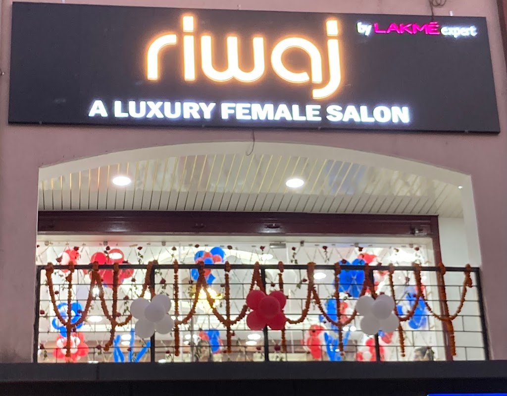 Riwaj A Luxury Female Salon