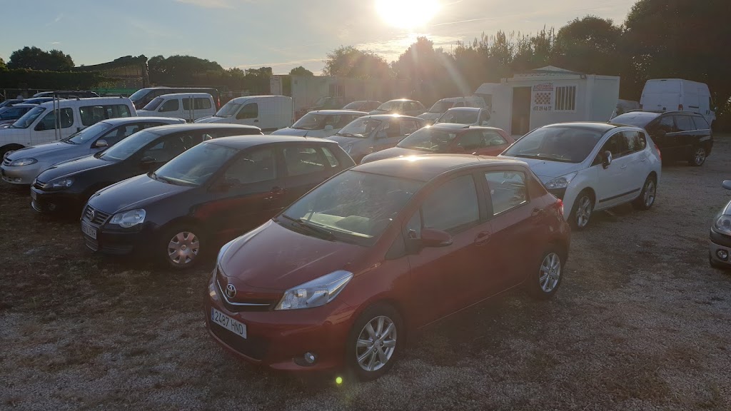 AUTOS PACO — Hatchback