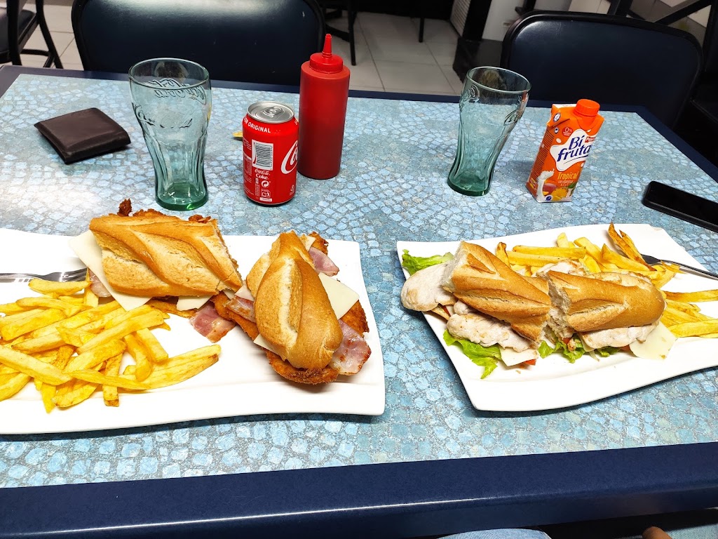 Cafeteria Boulevard — Comida y bebida