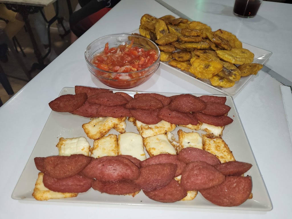 Meson Madrid Bar — Comida y bebida